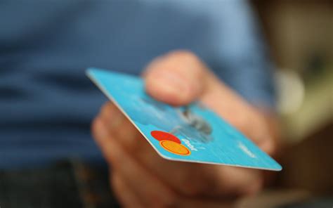 Hoe een creditcard te krijgen met slechts een EIN